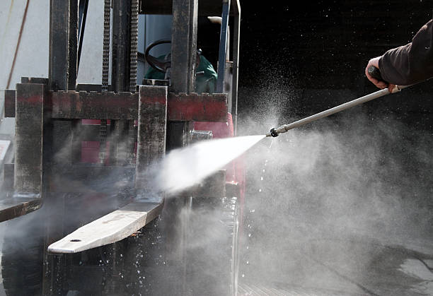 Best Playground Equipment Cleaning  in East Grand Rapids, MI